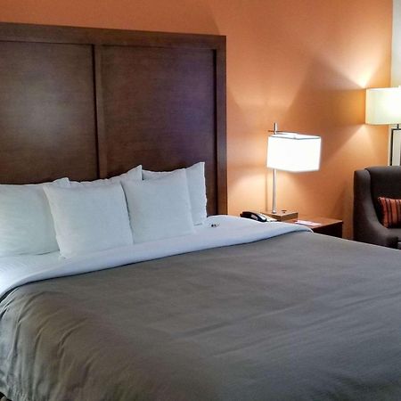 Econo Lodge Inn & Suites East Houston I-10 Εξωτερικό φωτογραφία