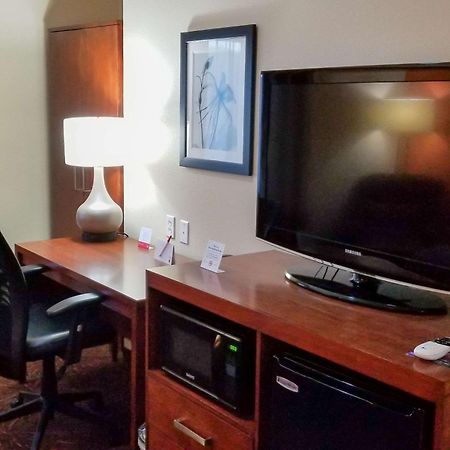 Econo Lodge Inn & Suites East Houston I-10 Εξωτερικό φωτογραφία