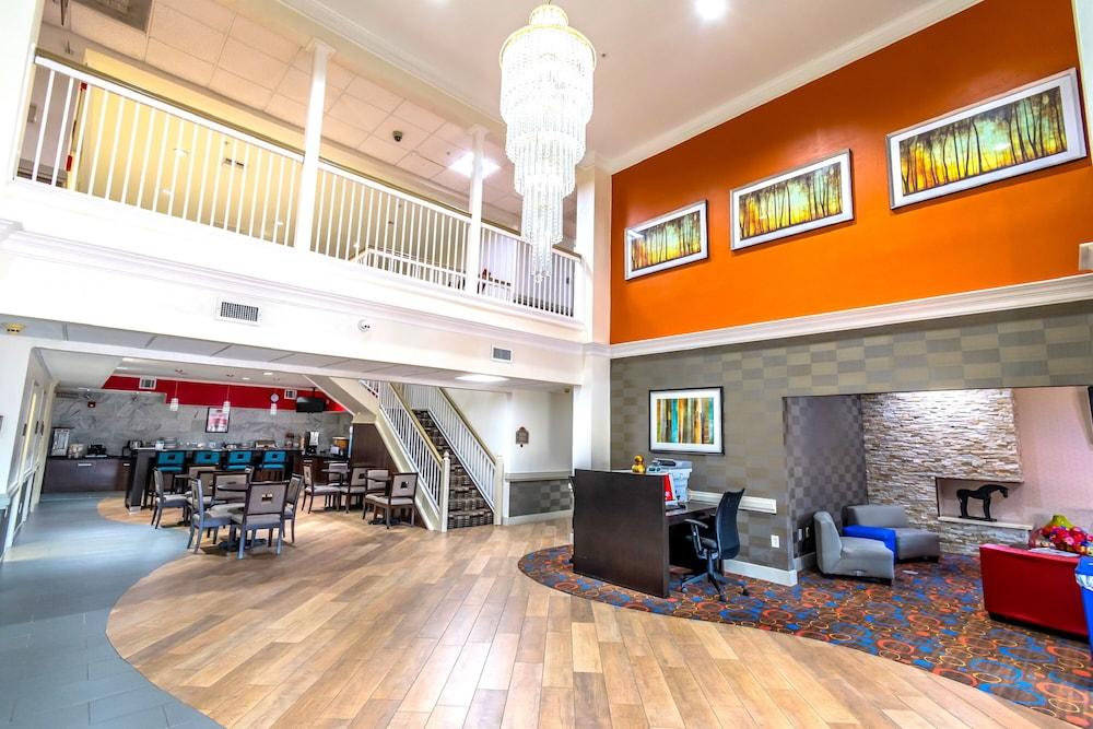 Econo Lodge Inn & Suites East Houston I-10 Εξωτερικό φωτογραφία