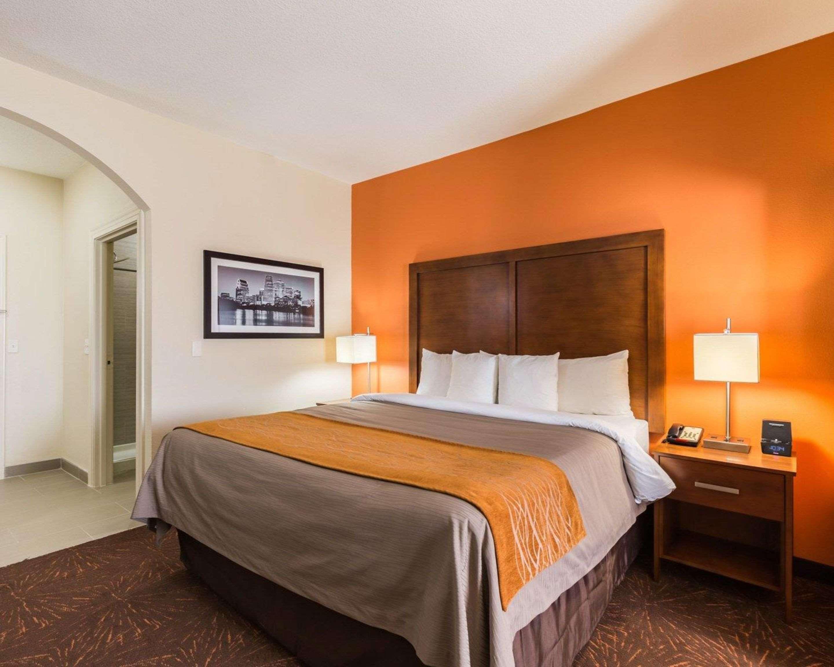 Econo Lodge Inn & Suites East Houston I-10 Εξωτερικό φωτογραφία