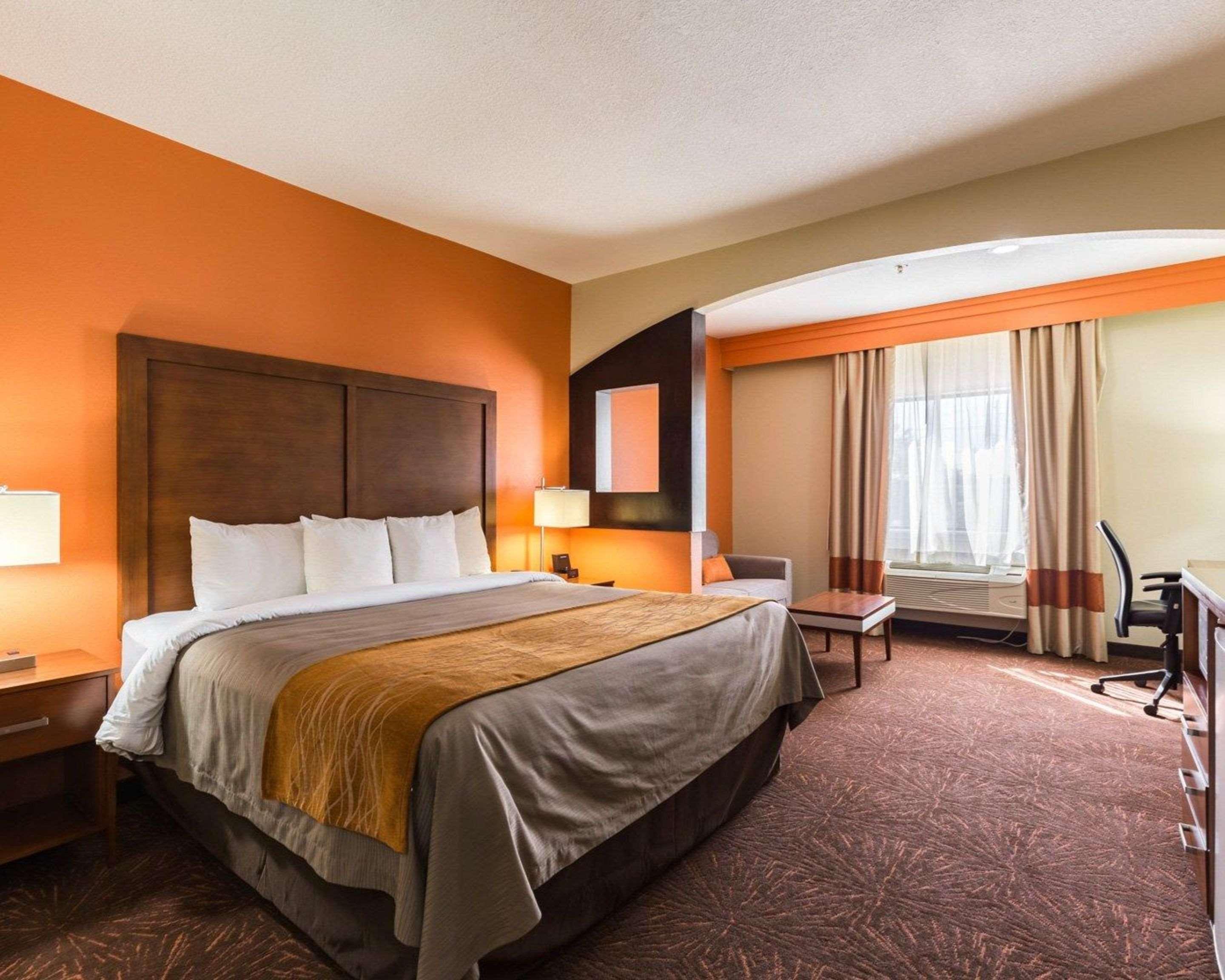 Econo Lodge Inn & Suites East Houston I-10 Εξωτερικό φωτογραφία