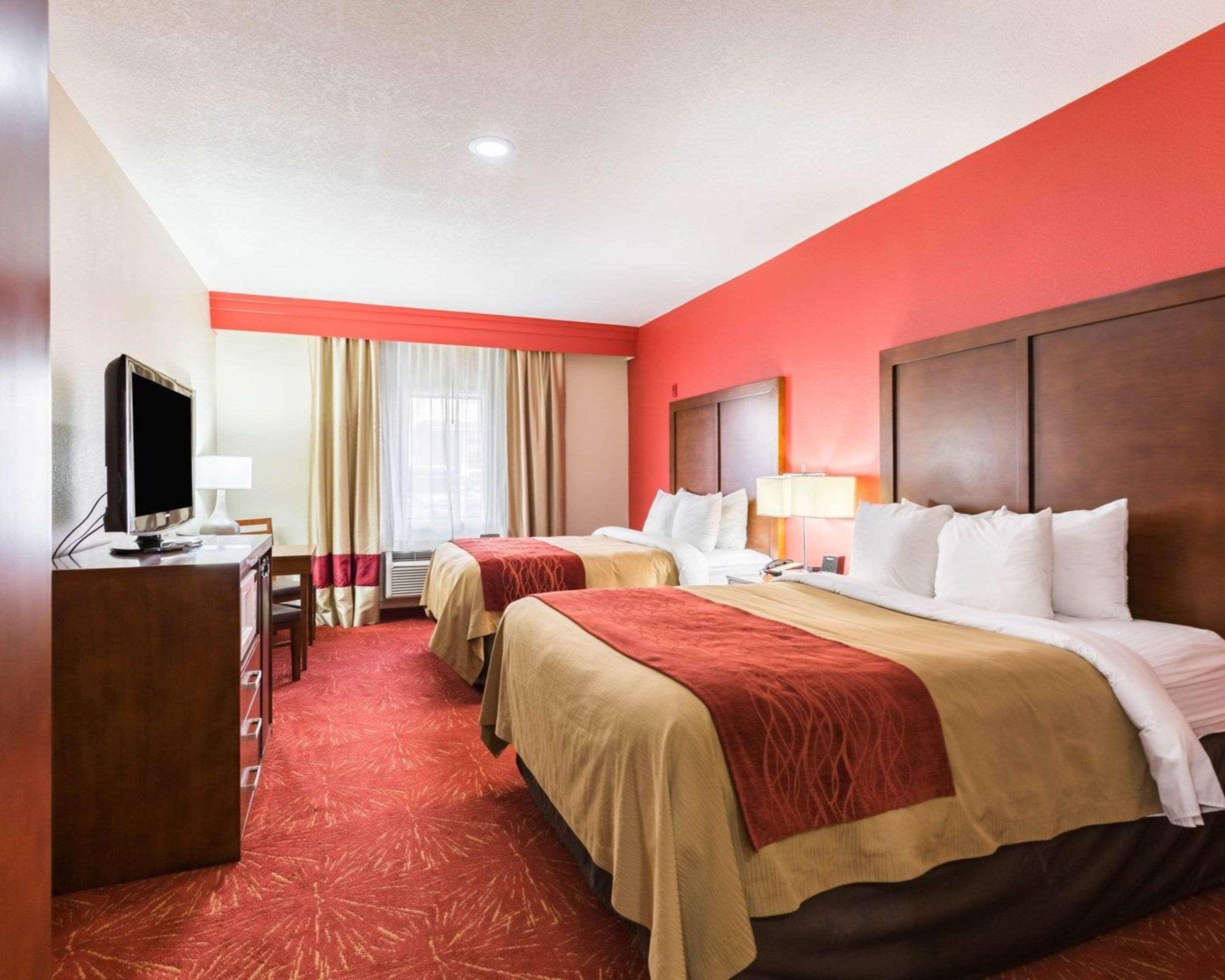 Econo Lodge Inn & Suites East Houston I-10 Εξωτερικό φωτογραφία